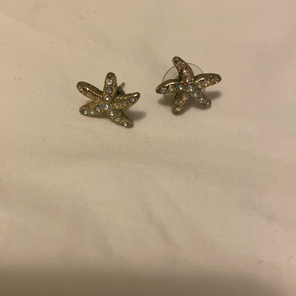 Starfish earrings, gold and crystal